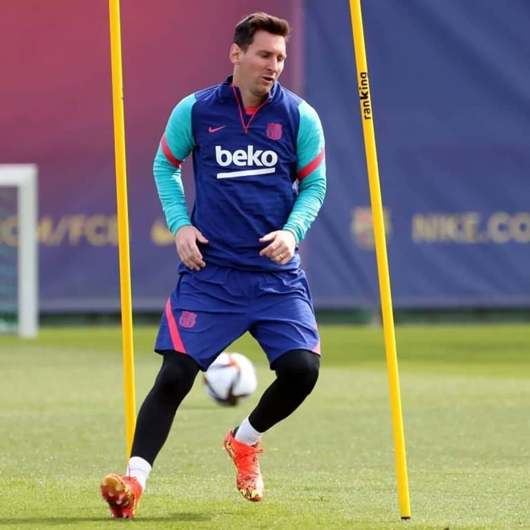 友博体育 -关键时刻北京首钢备战国王杯；主帅复盘细节曝光；信心回归；临场指挥获称赞 