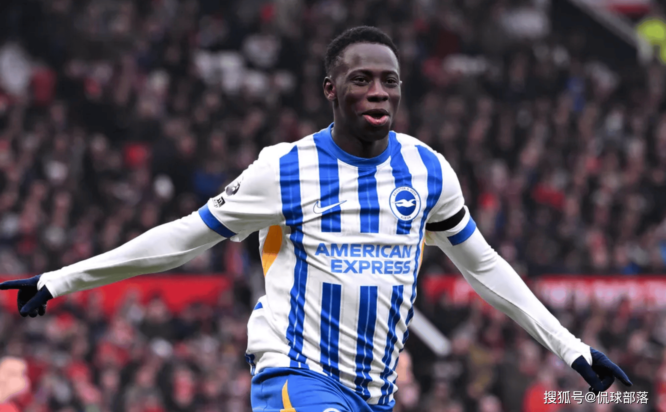 友博网址 -曼联训练开放日；今夜单刀错失引欢呼；意大利杯在即；纪律约束更严格 