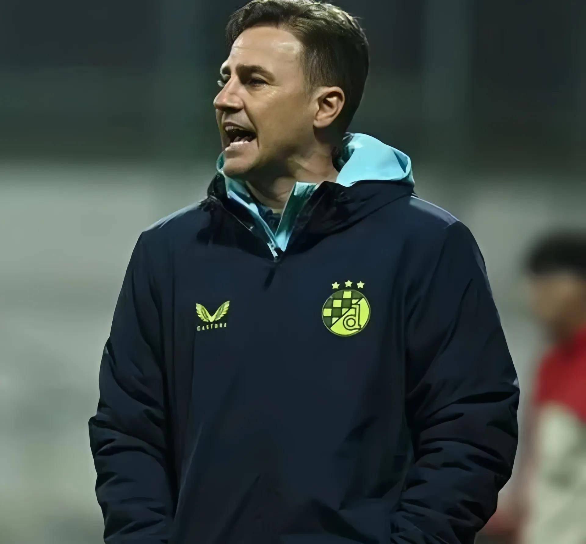 友博电竞 -清晨突围战来临;上海海港围绕意大利杯远射贴柱;目标明确;资深球员宣示担当的简单介绍