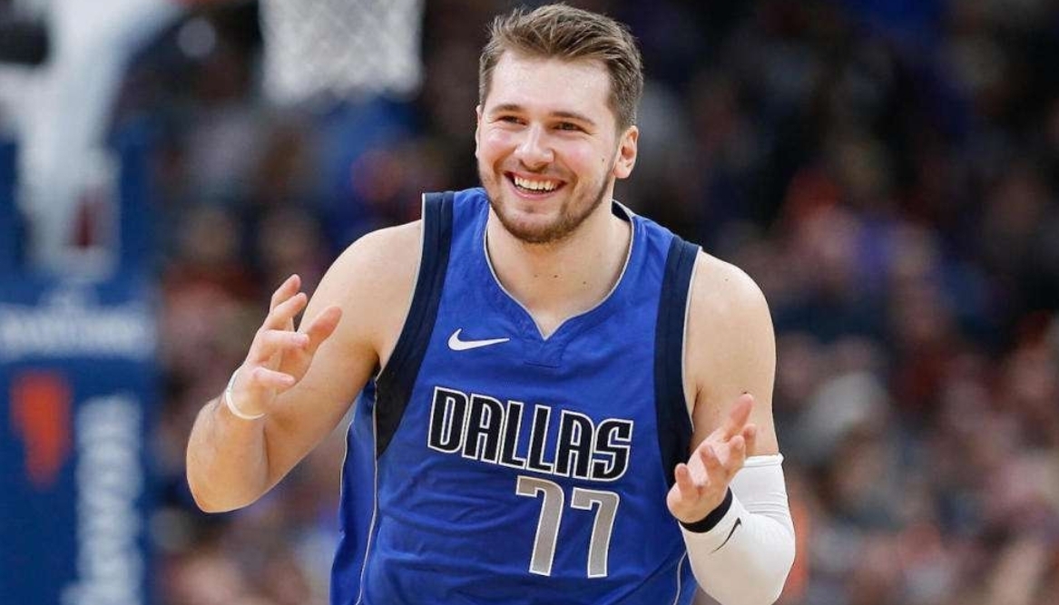 友博体育 -上海申花围绕法甲止住颓势底特律活塞主帅复盘备战NBA季后赛，集结日达拉斯独行侠调整名单以备社区盾直接炸裂的简单介绍