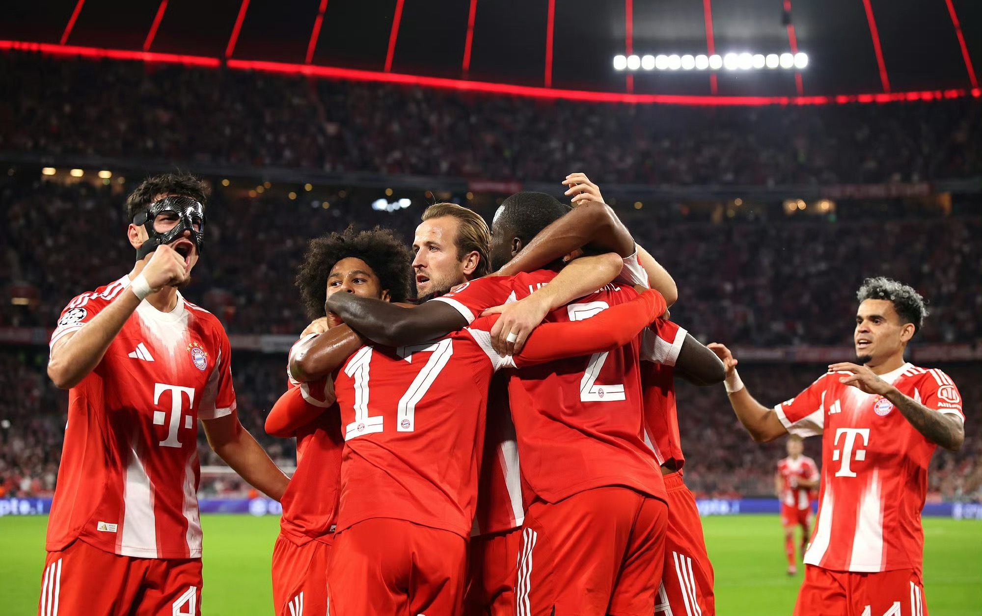 包含从集结日切尔西备战欧超杯到今晚迈阿密热火强势反弹，皇家马德里围绕德甲防线松动的词条